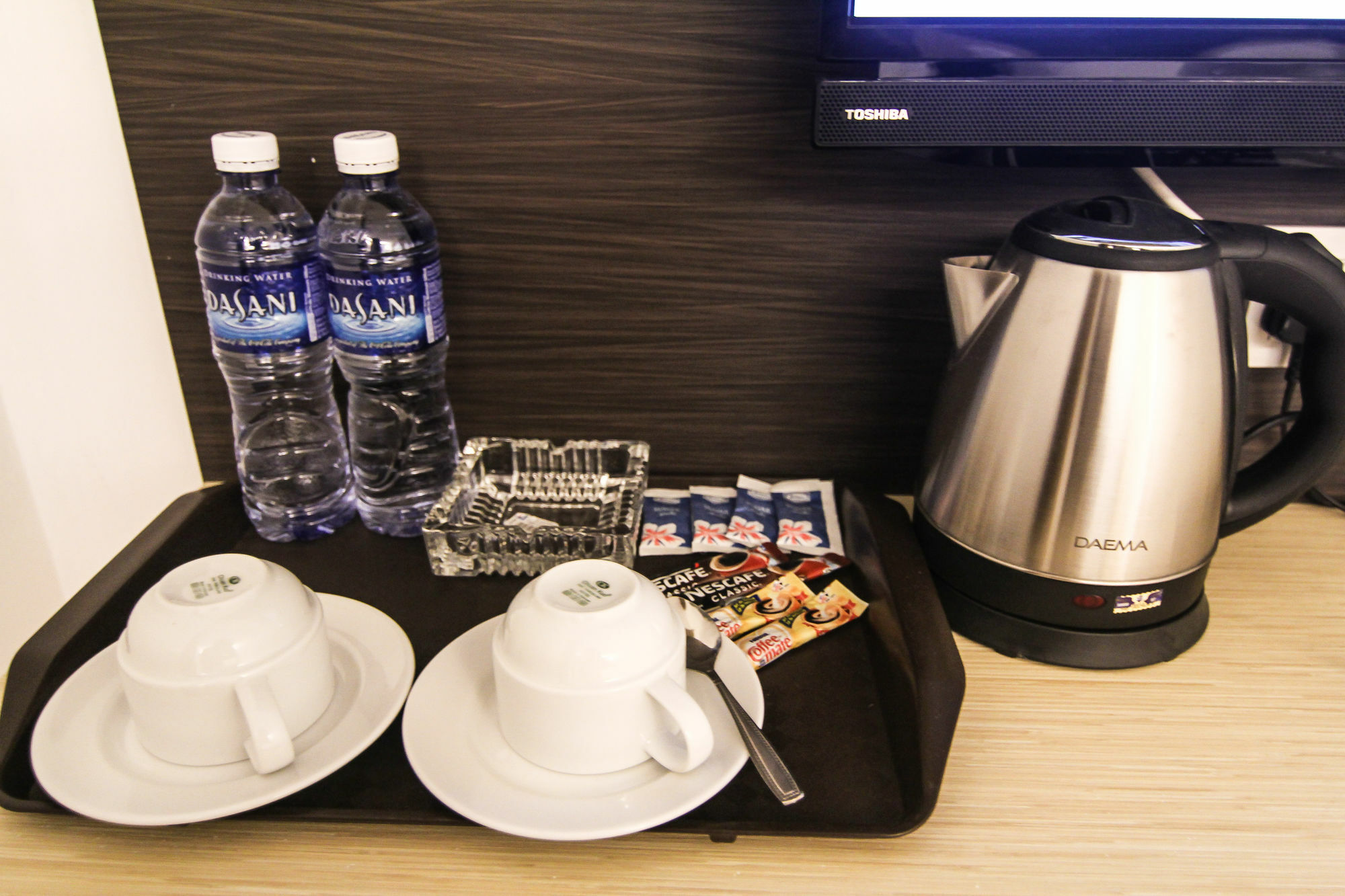 อัพทาวน์ โฮเต็ล เซเร็มบัน Hotel เซเรมบัน ภายนอก รูปภาพ